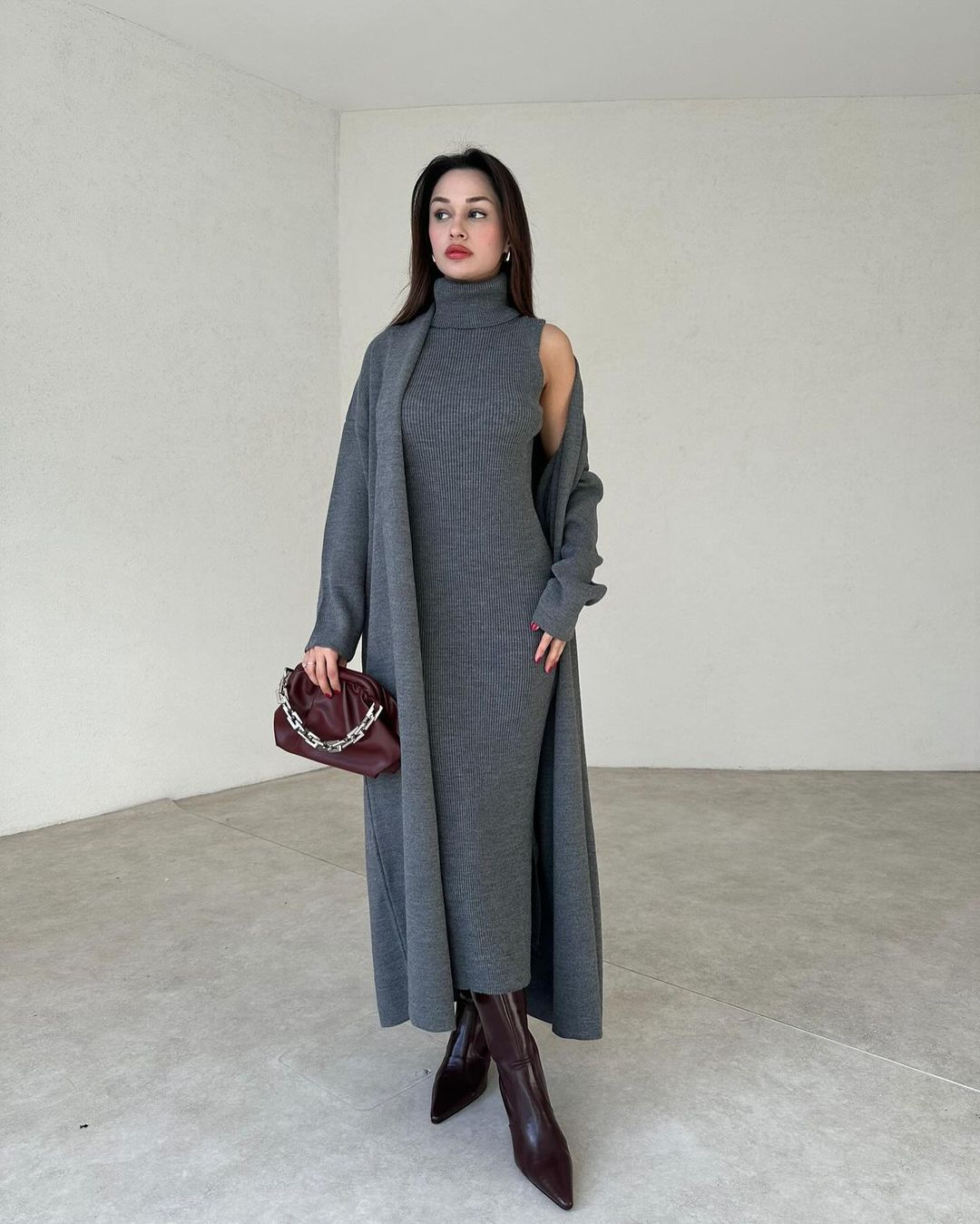 2 PCS BODYCON & GOWN – Urban Poshaak